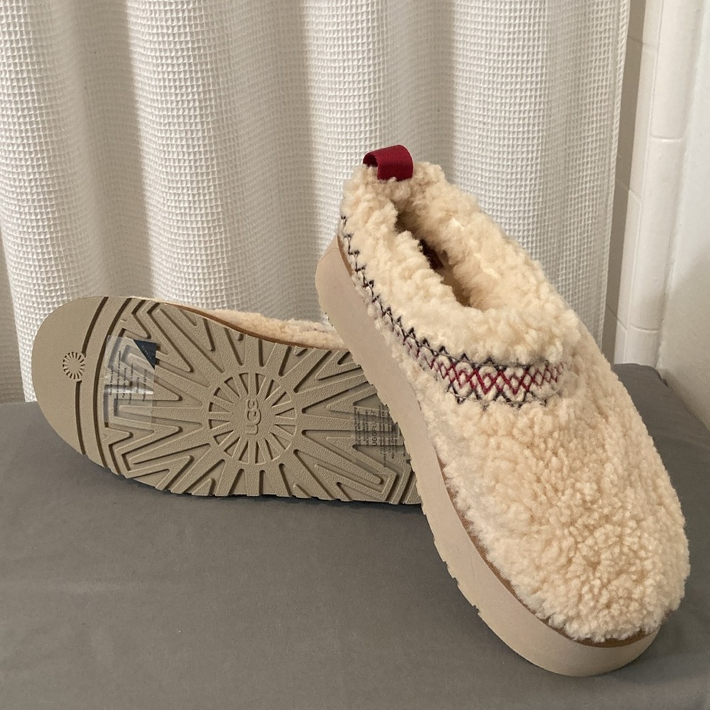 UGG Women's Tazz Heritage Braid Platform Slipper SZ 8 NEW